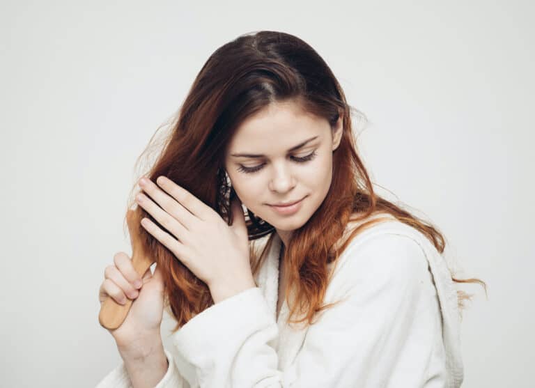 Can You Use A Wet Brush On Dry Hair?