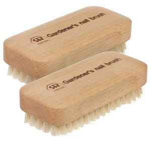 Redecker-Beechwood-Gardners-Nail-Brush - Beautygab