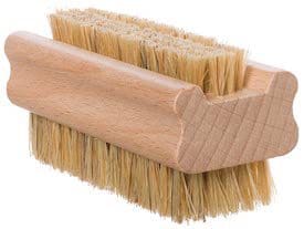 Redecker-Natural-Pig-Bristle-Nail-Brush- - Beautygab