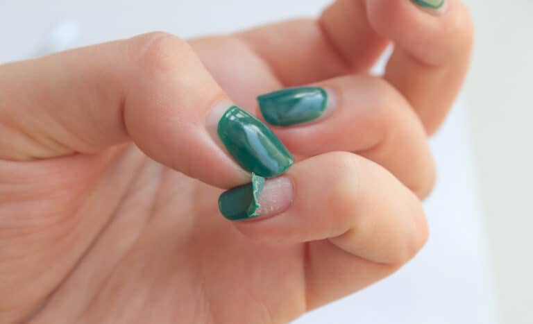 9 Best Peel-Off Nail Polishes (Ultimate Guide)