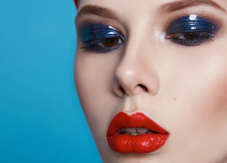 Can You Wear Blue Eyeshadow With Red Lipstick?