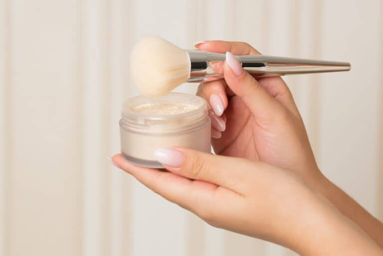Best Setting Powders For Dry Skin