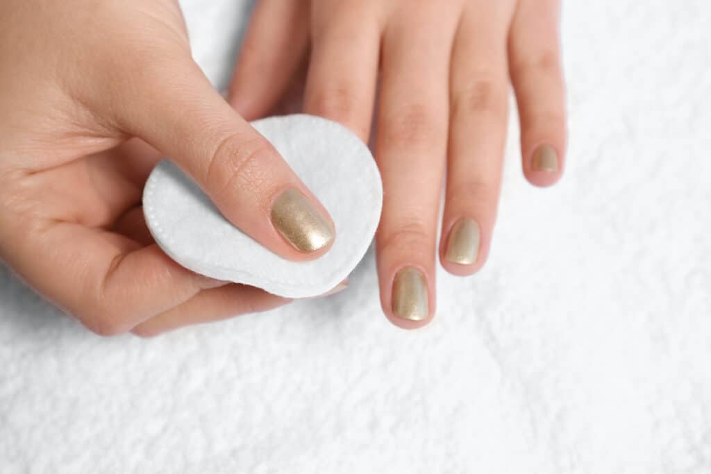 How To Remove Dip Powder Nails Without Acetone - Beautygab