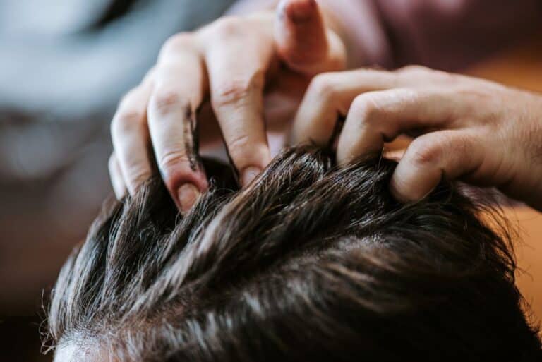How To Use Gel In Dry Hair