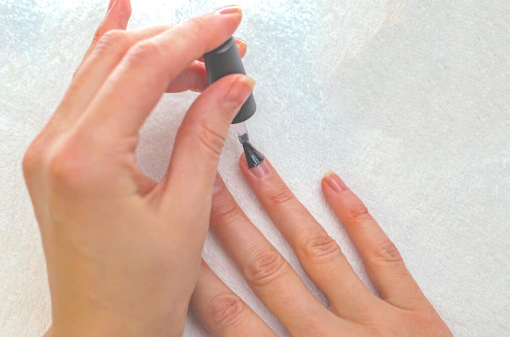 What Can I Use Instead Of Nail Primer? - Beautygab