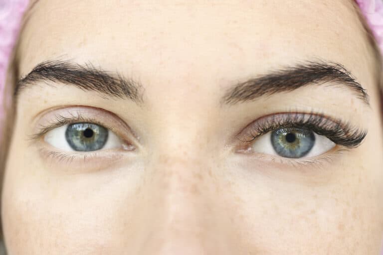 What Are Wet Look Lash Extensions?
