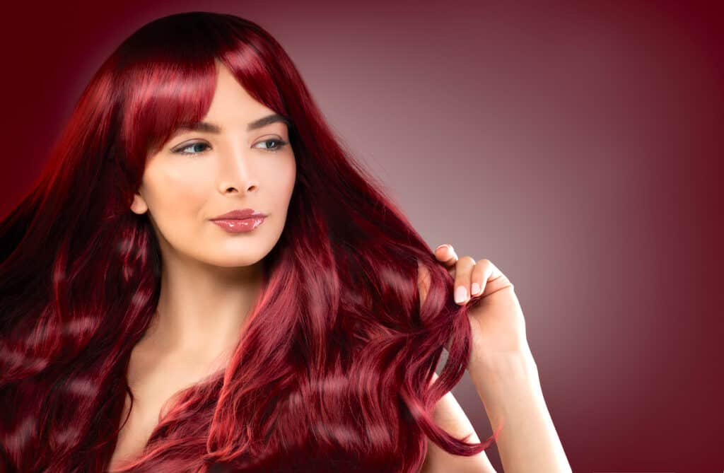 Best Makeup For Burgundy And Dark Red Hair - Beautygab