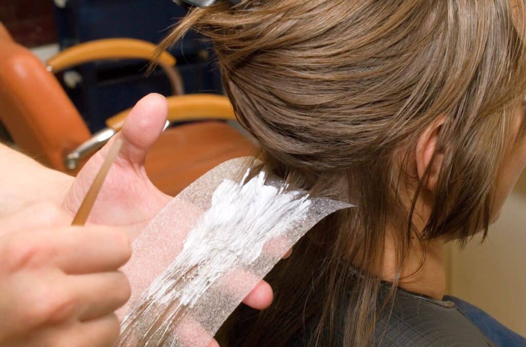 How To Get Hair Bleach Off Of Hands - Beautygab