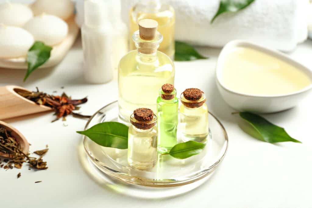 How To Use Tea Tree Oil In The Bath - Beautygab