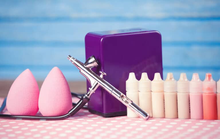 Benefits Of Airbrush Makeup (And The Drawbacks)